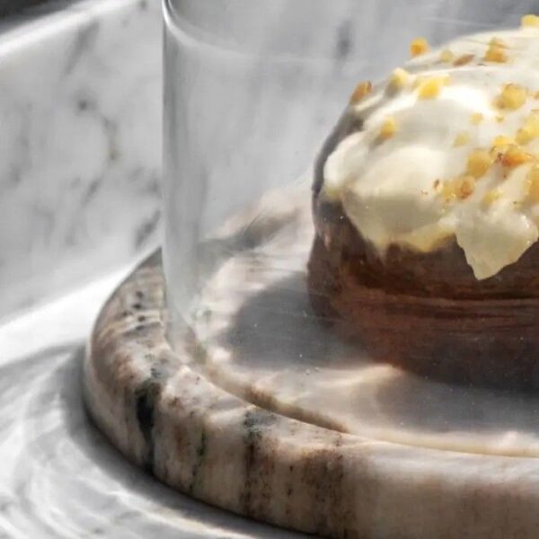 Novi Cake Dome Beige Marble - Image 3