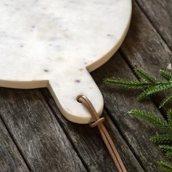 Novi Round Cheese Board White Marble - Image 4